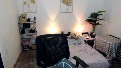 Snapshot of urguy_habibi chatting on November 1, 5:20 am Bib online show from November 1, 5:20 am