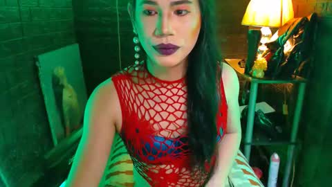 queen norelle online show from March 18, 11:30 pm