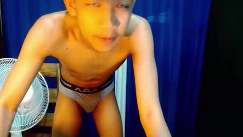 urhardfucker_joseph online show from March 5, 4:52 am