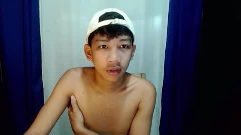 urhardfucker_joseph online show from March 7, 3:47 am