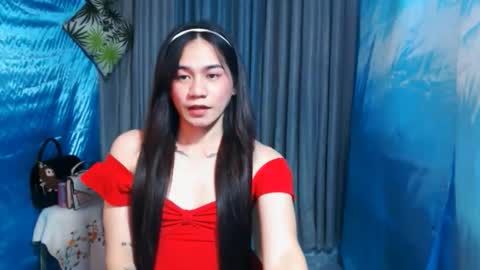 urhot_sanggre online show from October 23, 4:39 pm