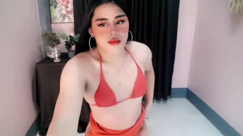 urhotdexie69 online show from September 23, 9:29 pm