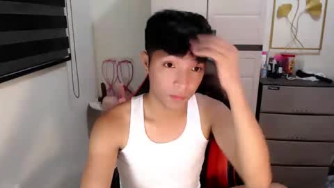 Ethan online show from May 15, 11:56 pm