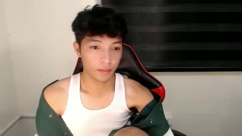 Ethan online show from May 28, 9:45 pm