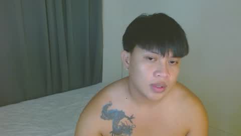 Snapshot of urhotplnoyxxx chatting on January 2, 9:50 pm Roiyals online show from January 2, 9:50 pm