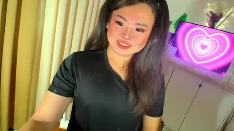 cecilia online show from May 16, 12:04 pm
