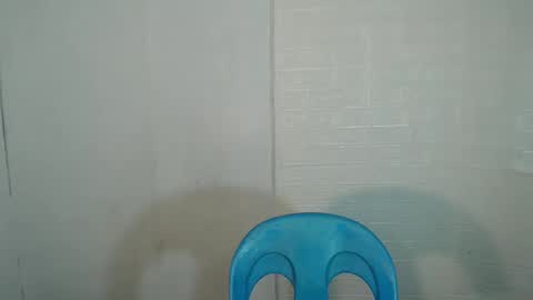 Snapshot of urnaughty_navea18 chatting on March 4, 6:47 am Navea online show from March 4, 6:47 am