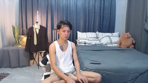 Mel online show from February 21, 2:17 am