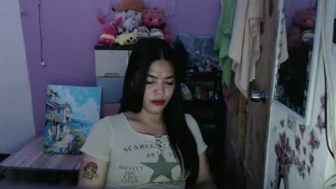 hi im kim online show from March 4, 2:17 am