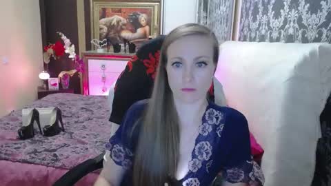 Snapshot of ursecrettreasure88 chatting on December 21, 4:36 pm UrSecretTreasure88 online show from December 21, 4:36 pm