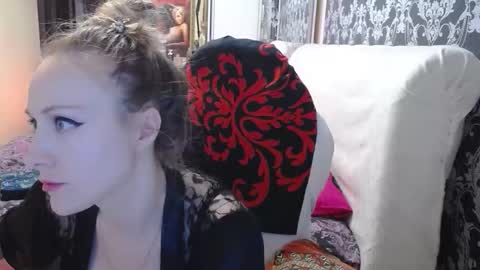 Snapshot of ursecrettreasure88 chatting on October 5, 10:13 am UrSecretTreasure88 online show from October 5, 10:13 am