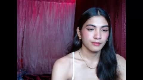 ursexyvalerie_xx online show from November 30, 10:08 am