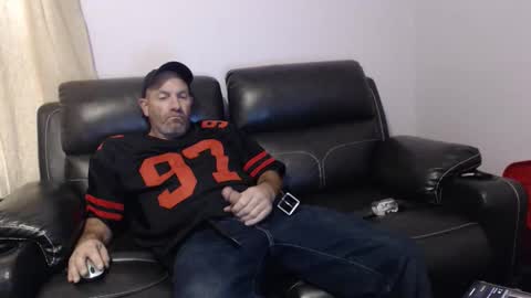 urslav75 online show from October 25, 8:14 pm