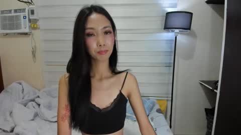 Snapshot of urslutgwen69 chatting on March 3, 5:50 pm urslutgwen69 online show from March 3, 5:50 pm