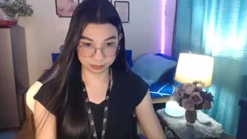 Snapshot of urwetasianprincessxx chatting on December 19, 12:56 pm Ashley Kate Mateo Gray online show from December 19, 12:56 pm