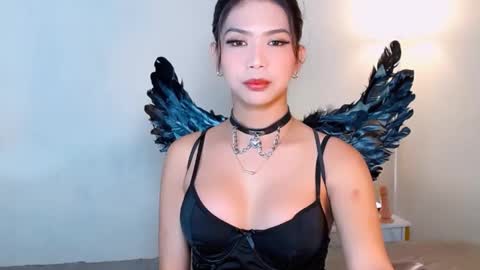 Snapshot of urwildest_margaret chatting on January 17, 8:52 am urwildest_margaret online show from January 17, 8:52 am