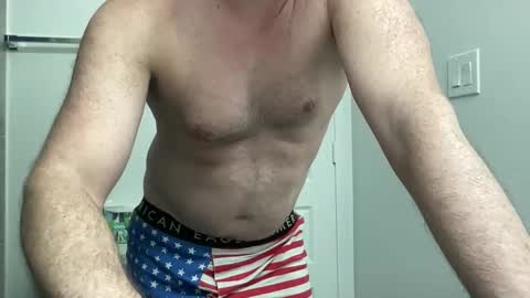 Snapshot of usasses3 chatting on December 16, 6:07 am usasses3 online show from December 16, 6:07 am