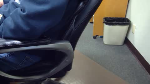 useemie online show from January 6, 10:34 pm