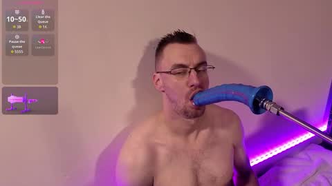 MalcolmRW online show from November 25, 6:46 am