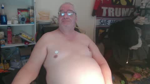 Snapshot of usgoober chatting on January 30, 12:59 pm Eric online show from January 30, 12:59 pm