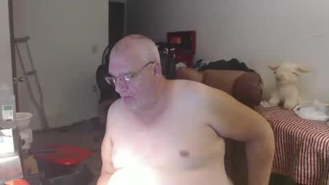 Snapshot of usgoober chatting on September 19, 2:46 am Eric online show from September 19, 2:46 am