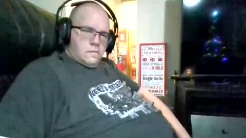 Snapshot of usstarr1 chatting on December 28, 12:26 am usstarr1 online show from December 28, 12:26 am