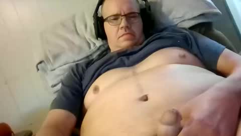 Snapshot of usstarr1 chatting on October 17, 2:19 pm usstarr1 online show from October 17, 2:19 pm