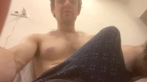 Snapshot of uverinc chatting on March 5, 3:29 am Uverinc online show from March 5, 3:29 am