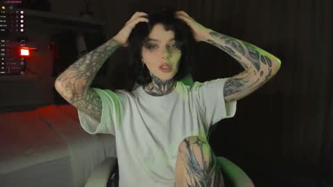 Eva online show from March 9, 5:39 pm