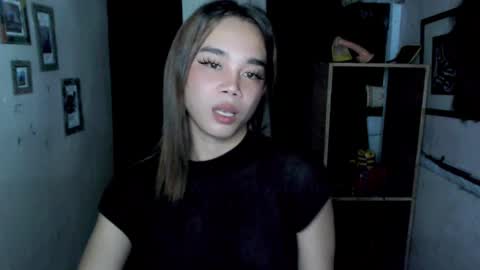 Snapshot of uxie_mew chatting on November 21, 5:39 am Ahn Chiyo online show from November 21, 5:39 am