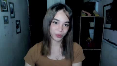 Snapshot of uxie_mew chatting on November 22, 2:49 pm Ahn Chiyo online show from November 22, 2:49 pm