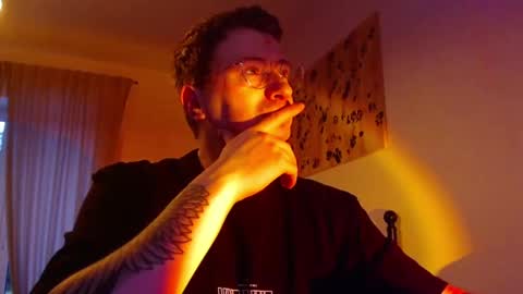 Snapshot of vacation__ chatting on February 14, 4:31 pm vacation__ online show from February 14, 4:31 pm