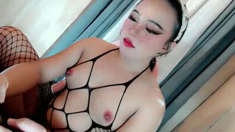 Snapshot of vae_sha chatting on November 23, 11:15 pm JESS - DONT FORGET TO FOLLOW ME AND GIVE ME THUMBS UP online show from November 23, 11:15 pm