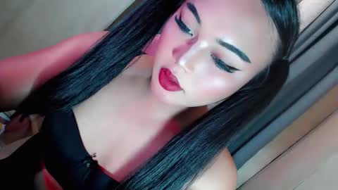 JESS - DONT FORGET TO FOLLOW ME AND GIVE ME THUMBS UP online show from February 19, 11:23 pm