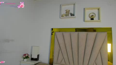 Snapshot of vahiolet_fuentes chatting on November 14, 3:05 am vahioleth online show from November 14, 3:05 am