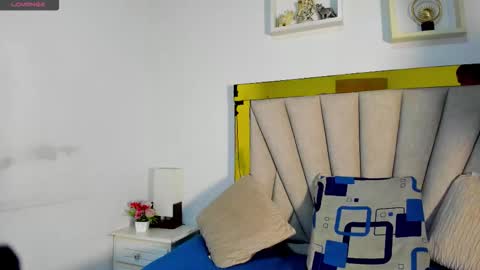 Snapshot of vahiolet_fuentes chatting on December 3, 3:03 am vahioleth online show from December 3, 3:03 am