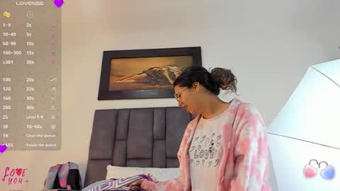 Vahiolet smith online show from January 16, 3:54 am