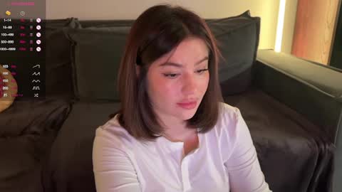 Snapshot of vaiee chatting on January 25, 1:41 pm Valery online show from January 25, 1:41 pm