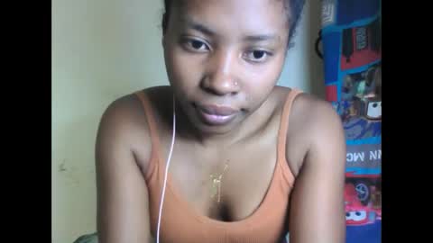 Snapshot of vailla02 chatting on October 4, 10:08 pm vailla02 online show from October 4, 10:08 pm