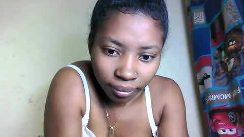 Snapshot of vailla02 chatting on October 7, 7:22 pm vailla02 online show from October 7, 7:22 pm