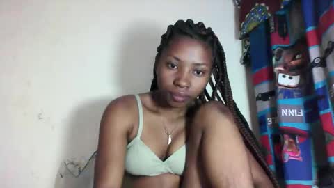 Snapshot of vailla02 chatting on October 16, 8:10 pm vailla02 online show from October 16, 8:10 pm