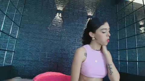 Snapshot of vaiolett_smith chatting on February 28, 5:26 pm V A I O L E T T S M I T H online show from February 28, 5:26 pm