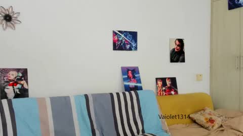 Vaiolet1314 online show from March 3, 12:16 pm