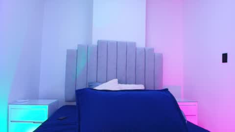 Snapshot of vale_castro1 chatting on November 27, 7:27 pm Valentina online show from November 27, 7:27 pm