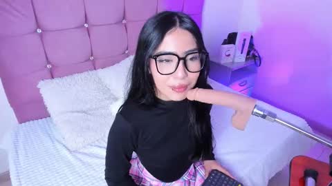 Vale online show from March 13, 8:04 pm