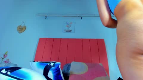 Snapshot of valen_rose0 chatting on January 14, 12:03 pm VALENTINA 3 online show from January 14, 12:03 pm