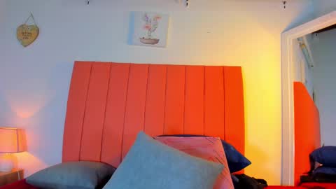 Snapshot of valen_rose0 chatting on October 8, 12:03 pm VALENTINA 3 online show from October 8, 12:03 pm