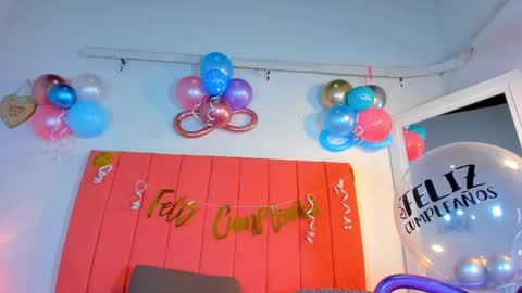 Snapshot of valen_rose0 chatting on October 22, 12:05 pm VALENTINA 3 online show from October 22, 12:05 pm