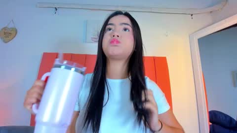 Snapshot of valen_rose0 chatting on November 22, 12:04 pm VALENTINA 3 online show from November 22, 12:04 pm