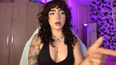 Snapshot of valenor_ chatting on July 9, 3:21 am valentina online show from July 9, 3:21 am